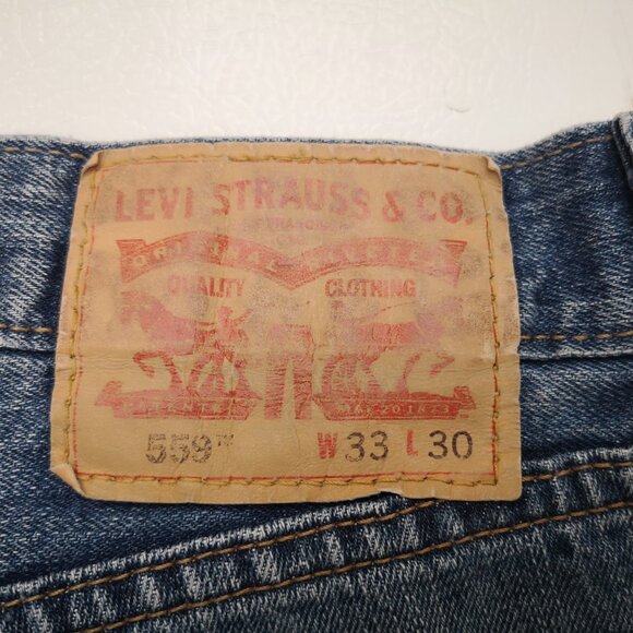Levi's 559 Men's Size 33 Medium Wash Zipper & Button Closure Blue Jeans - Picture 3 of 15